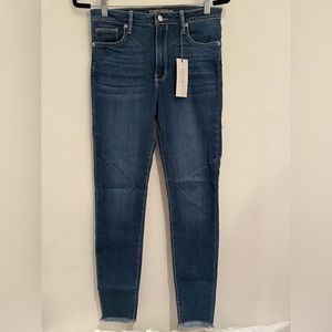 Just USA High Rise Skinny Jean with Frayed Hem (size 29)